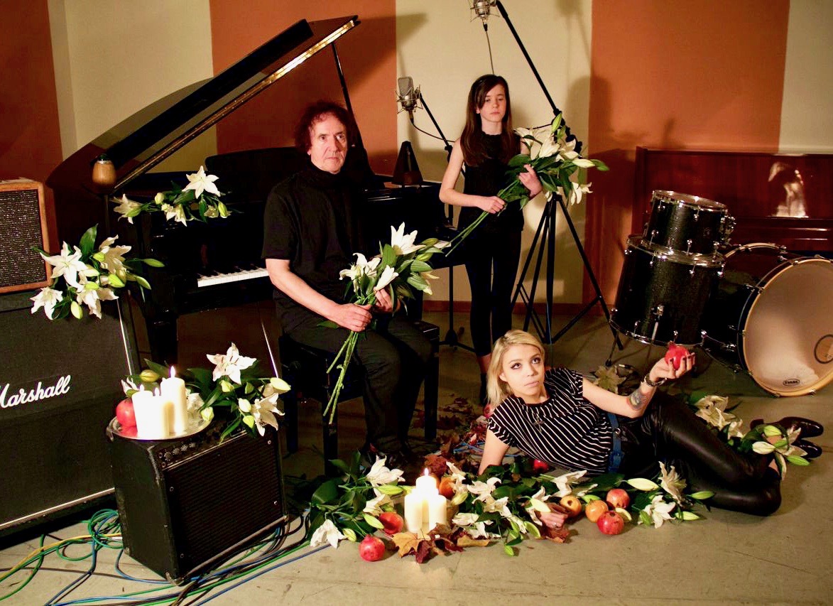 cpkJ-sAS1-KmtgoPrwLr2jtPIDUwP6Sa1FGSL3DqKXc,LPHfKc9UMGLuDhlmUbm21Y8eH9WvV31YctxvMmKJQ24 copy 2